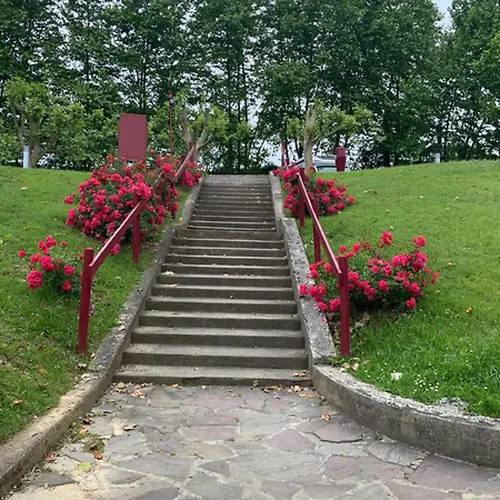 Bayonne Piscine Vue Montagnes Souraïde